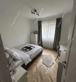 Apartament 3 camere Etaj 2 |  Complexul Studenntesc | Zona Linistita - imagine 3