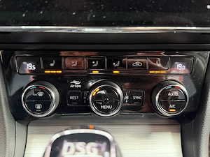 Skoda Superb 1.4 TSI Plug-In Hybrid - imagine 15