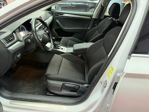 Skoda Superb 1.4 TSI Plug-In Hybrid - imagine 10
