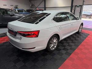 Skoda Superb 1.4 TSI Plug-In Hybrid - imagine 4