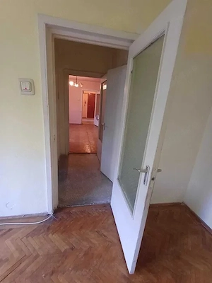 Apartament cu 2 camere în zona Circumvalatiunii Cetatii confort 1  etaj 1 centrala termopan - imagine 4
