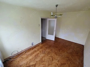 Apartament cu 2 camere în zona Circumvalatiunii Cetatii confort 1  etaj 1 centrala termopan - imagine 5