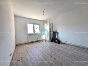 Garsoniera renovata,et 2 din 4, libera la vanzare, ct, izolata, orientare sud, se accepta si credit - imagine 2