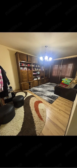 apartament 3 camere  - imagine 3