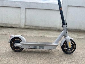 vand Ninebot G30 LE 