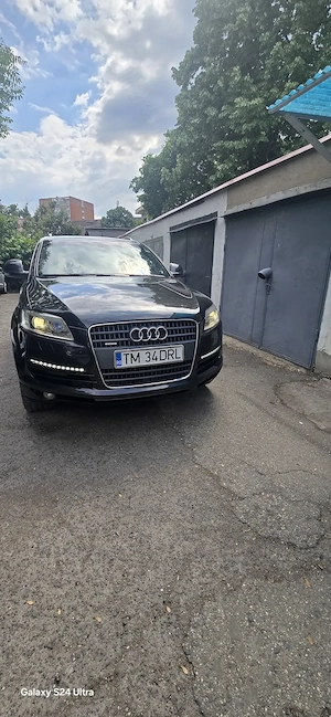  Vând Audi Q 7 