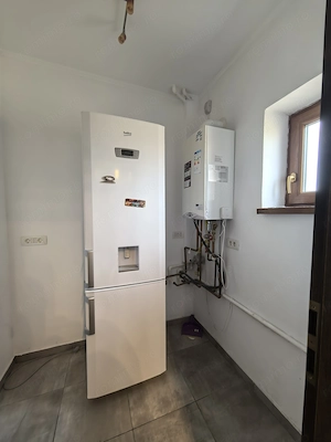 Mobilat si utilat complet! Panouri solare 6 KW! Pozitie Excelenta! - imagine 5