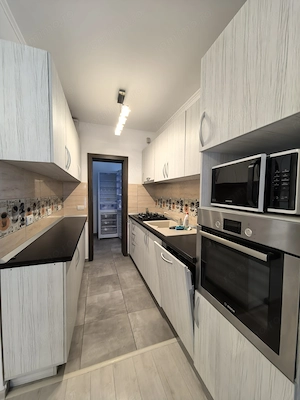 Mobilat si utilat complet! Panouri solare 6 KW! Pozitie Excelenta! - imagine 4
