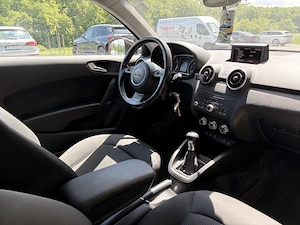 2011 Audi A1 1.6 TDi - imagine 6