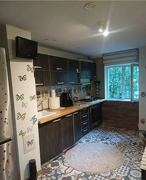 Vind apartament 3 camere sector 5 - imagine 2
