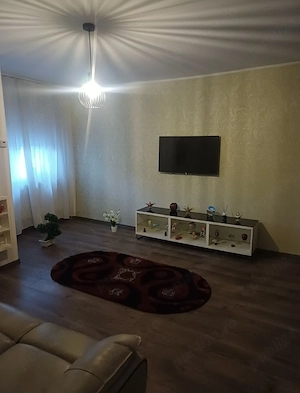 Vind apartament 3 camere sector 5