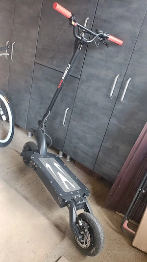 Trotineta CyberBot