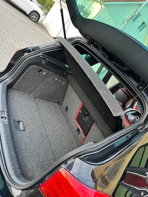 Volkswagen Tiguan - imagine 9