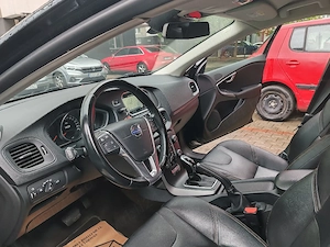Volvo V40 Cross Country D4 - imagine 3