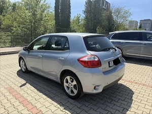 Toyota Auris , an fabricatie 2010 , 128000 Km - imagine 3