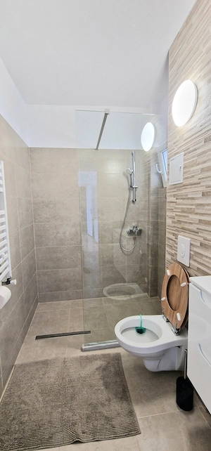 Apartament cu 3 camere de închiriat pentru sezonul de vara - imagine 7