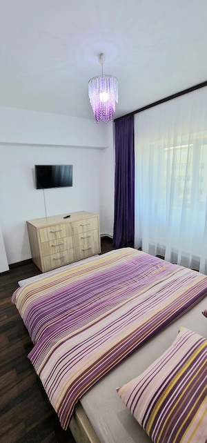Apartament cu 3 camere de închiriat pentru sezonul de vara - imagine 8