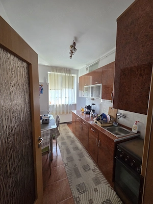De vânzare apartament 3 camere zona Lunca, Reșița - imagine 3