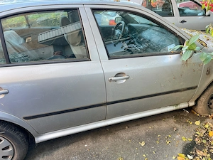 Vând în Lugoj, Skoda Octavia Tour M1 AA berlina, pe motorină, motor AXR, 1.9 TDI, 101 CP, 74 kw - imagine 4