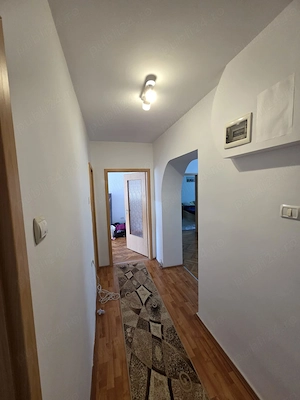 De vânzare apartament 3 camere zona Lunca, Reșița