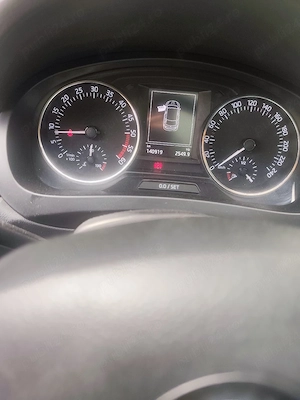 Skoda Rapid  - imagine 4