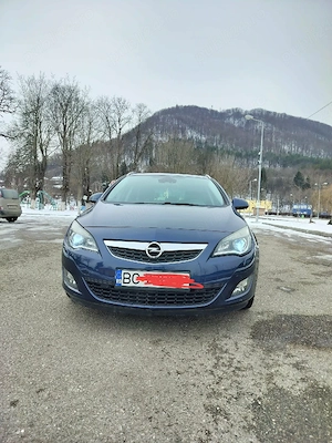 Vând Opel Astra (J),An Fab 2011,2.0.Cdti - imagine 5