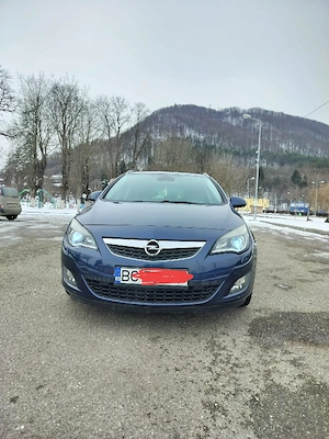 Vând Opel Astra (J),An Fab 2011,2.0.Cdti
