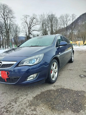 Vând Opel Astra (J),An Fab 2011,2.0.Cdti - imagine 9