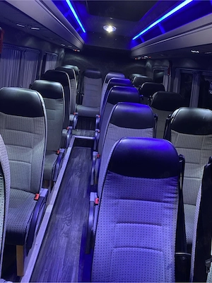 Mercedes Sprinter 516 20+1 - imagine 6