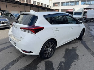 Vand Toyota Auris Hibrid. - imagine 3