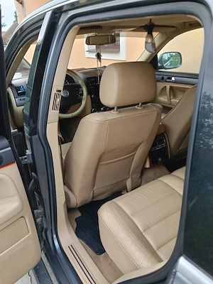 Vând Touareg 2.5 tdi R 5  - imagine 4