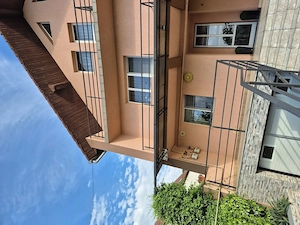 Casa de vanzare in Dezmir