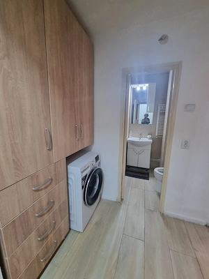Garsonieră de vânzare   Malu Roșu (Deltei), Ploiești   46.000   - imagine 4