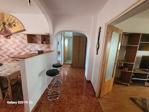 Calea Crangasi, 3 camere , 600 E, negociabil