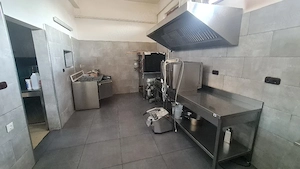 Spațiu comercial de închiriat   ideal Restaurant   Pub   Cafenea   Evenimente - imagine 5