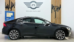 ** Volvo S60 R-design** - imagine 8