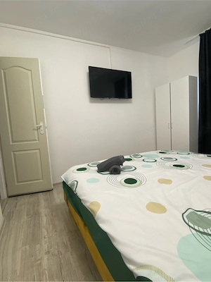 Regim Hotelier Apartament Lux Central Decomandat - imagine 2