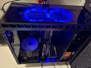 Vand PC gaming cu GARANTIE,  RX 7700 XT, Ryzen 5 5600, 32 GB RAM