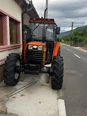Tractor universal 683dtc 4x4