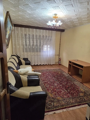 Vand apartament 2 camere cu garaj - imagine 4