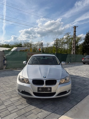Bmw 320d automat  - imagine 4