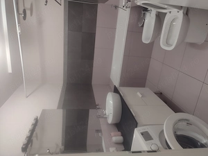 Închiriez apartament cu o camer 