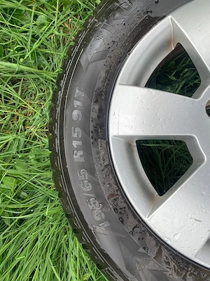 Jante aliaj si cauciucuri iarna 195/65R15 pentru golf 5 skoda 2 touran 5x112 - imagine 3