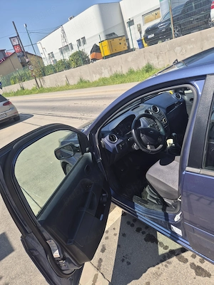 Ford fiesta 1.4 diesel  - imagine 7