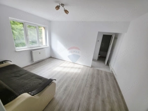 Apartament cu 3 camere de vânzare în zona Maratei - imagine 8