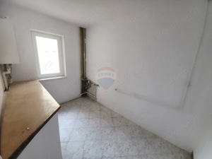 Apartament cu 3 camere de vânzare în zona Maratei - imagine 14