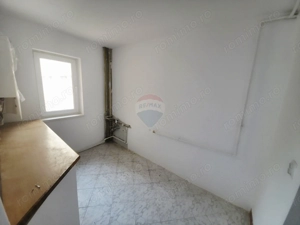 Apartament cu 3 camere de vânzare în zona Maratei - imagine 19