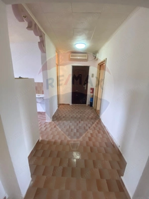 Apartament cu 3 camere de vânzare în zona apreciata - imagine 4