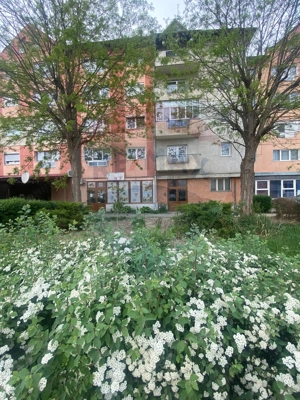 Apartament cu 3 camere de vânzare în zona apreciata - imagine 3