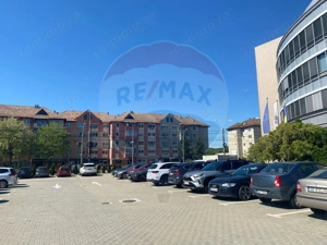 Apartament cu 3 camere de vânzare în zona apreciata - imagine 2